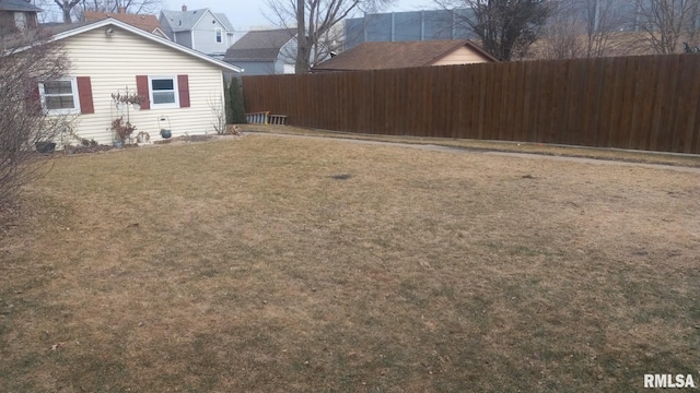 1827 13th Ave, Moline, IL 61265 - view of yard