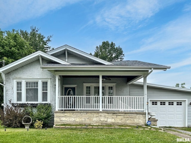 1010 W White St, Marion, IL 62959 - view of front of home featuring covered porch, a ceiling fan, and an attached garage