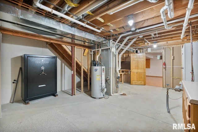859 45th Ave, East Moline, IL 61244 - unfinished basement featuring gas water heater