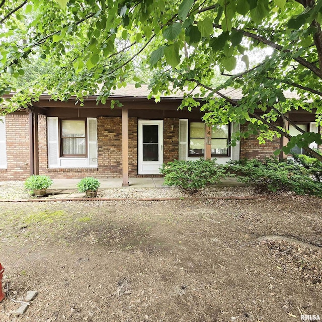 414 S Clayton St, Benton, IL 62812 - ranch-style home featuring brick siding