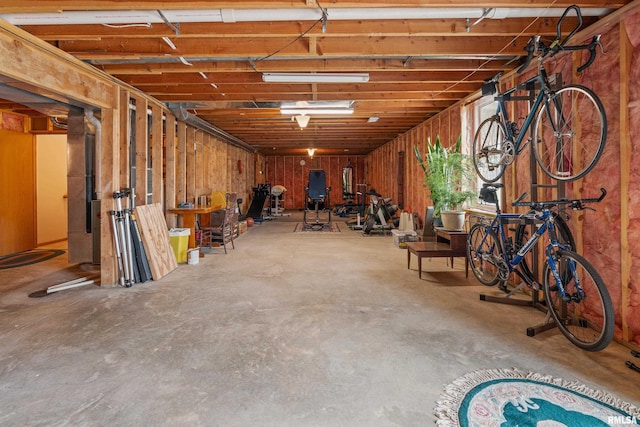 5142 Fillmore Ct, Davenport, IA 52806 - view of below grade area