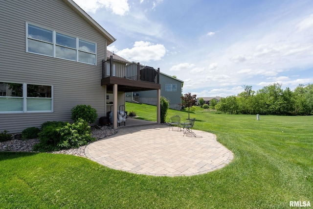 3608 Glengevlin Way, Bettendorf, IA 52722 - view of grassy yard with a patio area and a balcony