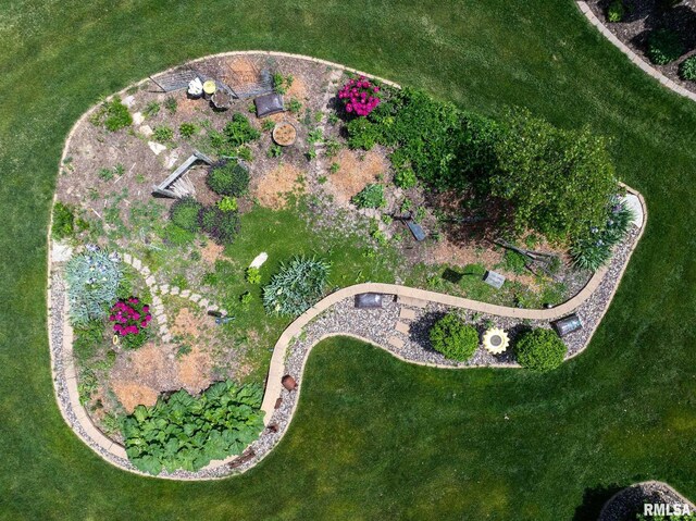 3608 Glengevlin Way, Bettendorf, IA 52722 - aerial view of property and surrounding area