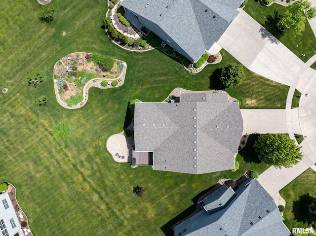 3608 Glengevlin Way, Bettendorf, IA 52722 - drone / aerial view