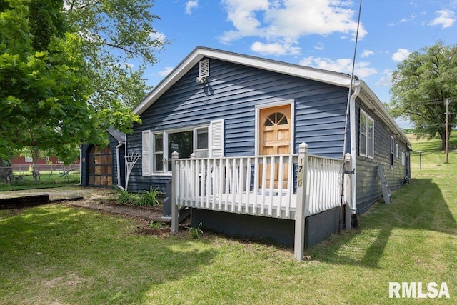 1240 Spruce St, Buffalo, IA 52728 - rear view of house featuring a deck