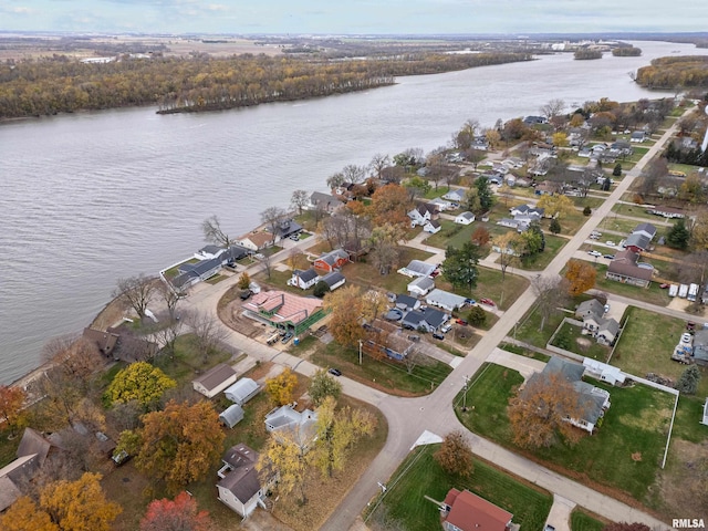 519 2nd St, Camanche, IA 52730 - aerial view of property's location featuring a nearby body of water and nearby suburban area