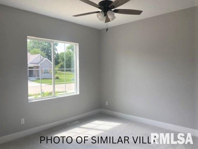 4730 Willow Cir, Davenport, IA 52806 - photo 4