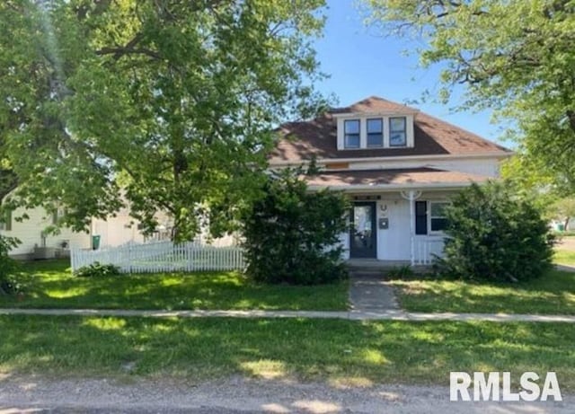 207 W Wilson St, New London, IA 52645 - view of front of home