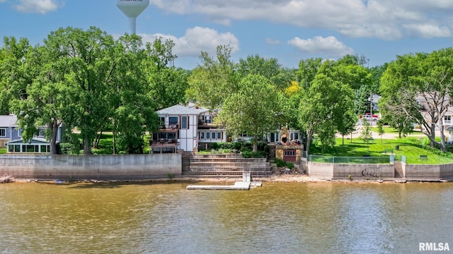 905 1st St, Camanche, IA 52730 - water view