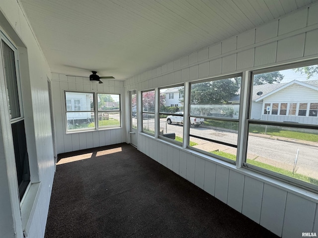1122 E Colorado St, Davenport, IA 52803 - unfurnished sunroom with ceiling fan
