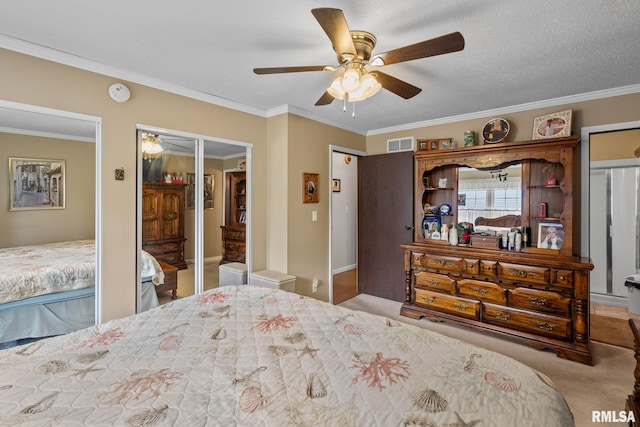 1415 W 59th St, Davenport, IA 52806 - carpeted bedroom featuring ornamental molding and a ceiling fan