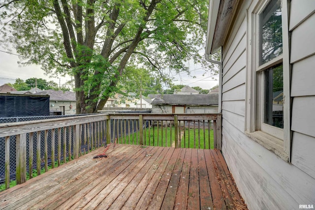 627 5th Ave S, Clinton, IA 52732 - view of wooden deck