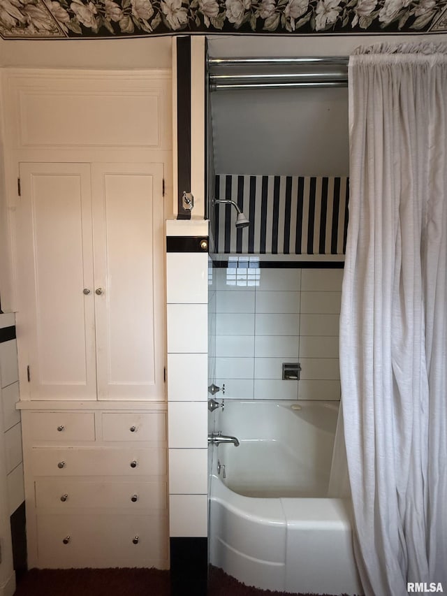 215 3rd St, Carmi, IL 62821 - full bathroom with shower / tub combo with curtain and tile walls