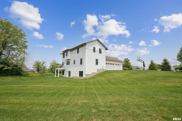 4691 Hidden Lake Ct, Bettendorf, IA 52722 - back of house featuring a yard