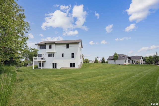 4691 Hidden Lake Ct, Bettendorf, IA 52722 - rear view of property with a lawn