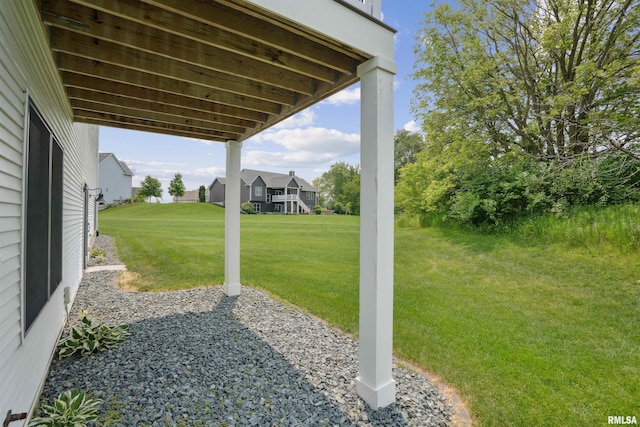 4691 Hidden Lake Ct, Bettendorf, IA 52722 - view of grassy yard