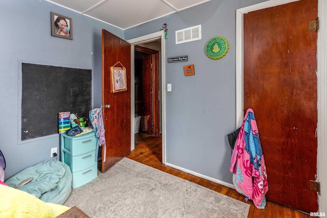 1013 Kirkpatrick St, Benton, IL 62812 - bedroom with wood finished floors and baseboards