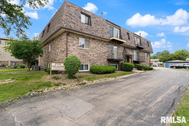 3069 4th St Unit 4, Moline, IL 61265 - view of property