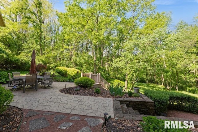 461 45th Ave, East Moline, IL 61244 - view of patio / terrace with outdoor dining area