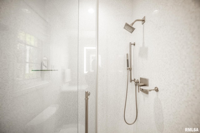 2 Hickory Ct, Rock Island, IL 61201 - bathroom featuring a shower stall