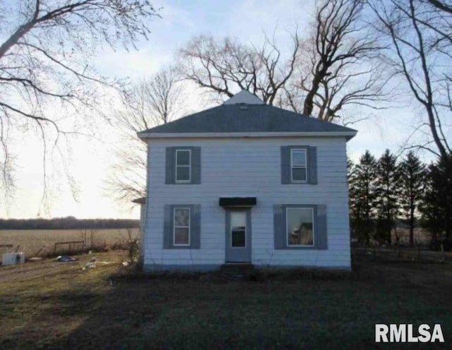 1835 Slater Ave, Winthrop, IA 50682 - view of front facade