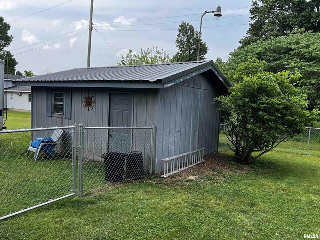 1210 Peterson Ave, Johnston City, IL 62951 - view of outbuilding