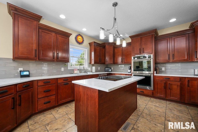 26 Blackstone Cir, Le Claire, IA 52753