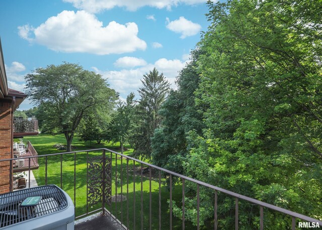 1360 Kimberly Ridge Rd Unit 313, Bettendorf, IA 52722 - view of balcony