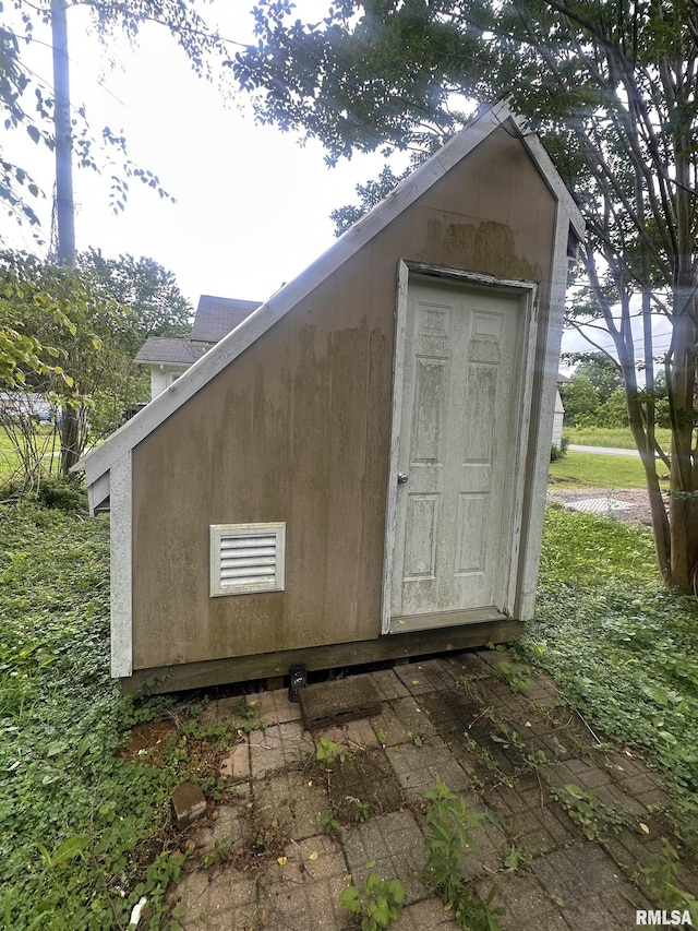 210 SE Front St, Dongola, IL 62926 - view of shed