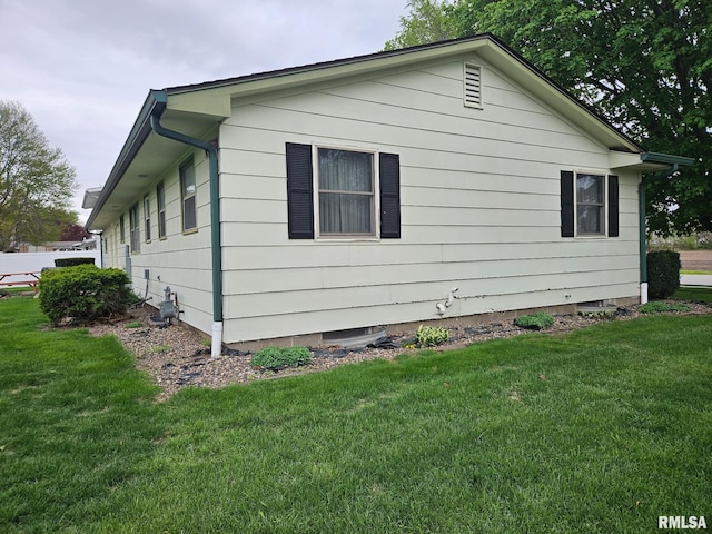 1523 7th St, Orion, IL 61273 - view of side of property featuring crawl space and a yard
