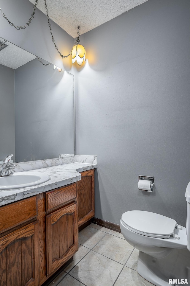 1165 Utica Ridge Ct, Bettendorf, IA 52722 - photo 4