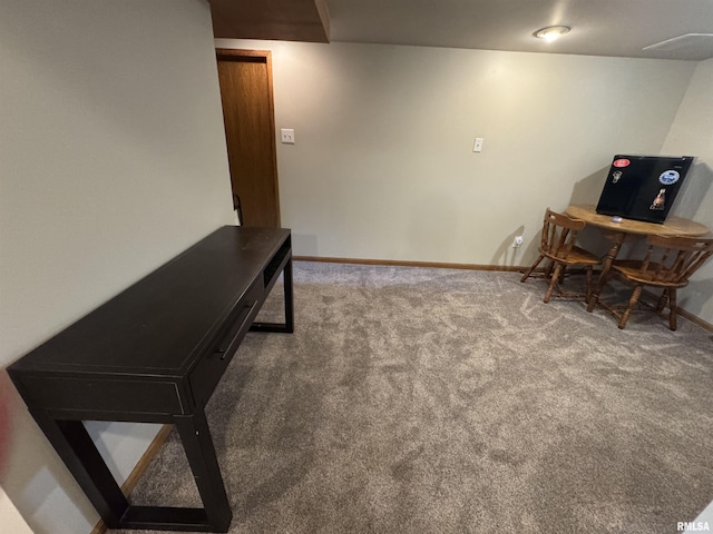 2139 10th St, East Moline, IL 61244 - carpeted office space with baseboards