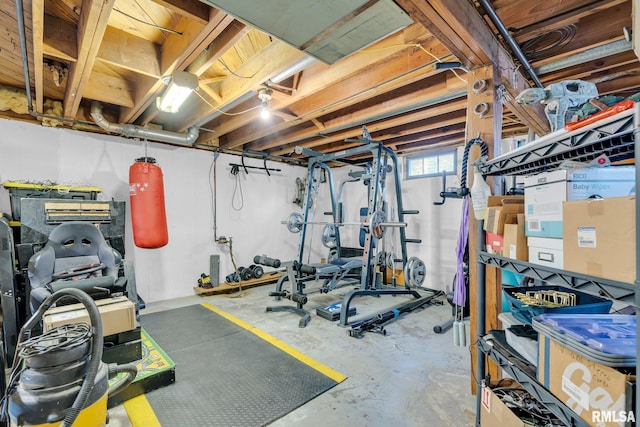 1519 W Columbia Ave, Davenport, IA 52804 - view of exercise area