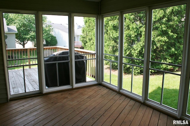 3996 Partridge Cir, Bettendorf, IA 52722 - view of unfurnished sunroom