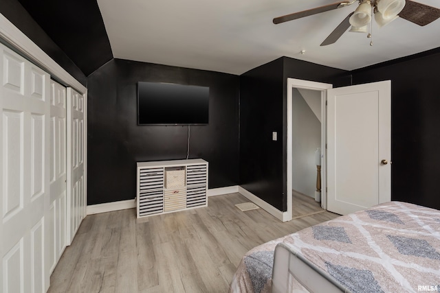 1637 24th Ave, Moline, IL 61265 - bedroom with light wood-style flooring, baseboards, ceiling fan, and lofted ceiling