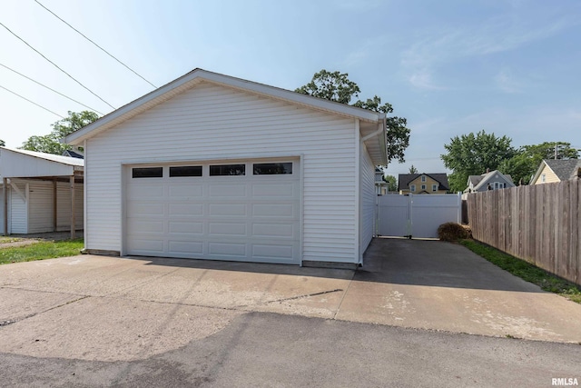 1637 24th Ave, Moline, IL 61265 - view of detached garage