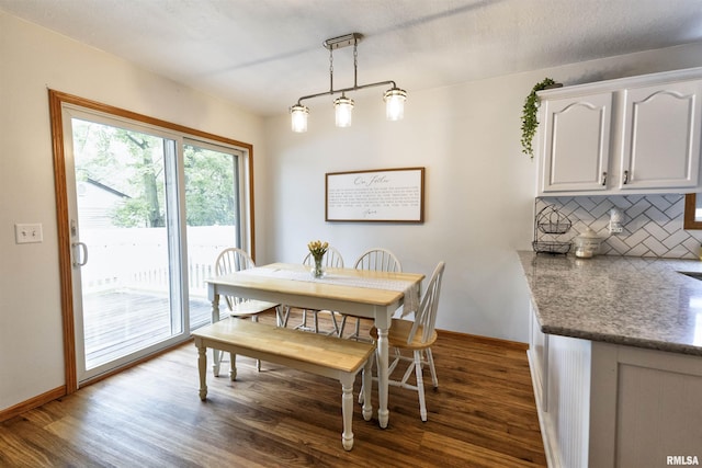 414 11th Avenue A Court, Silvis, IL 61282 - dining space featuring wood finished floors and baseboards
