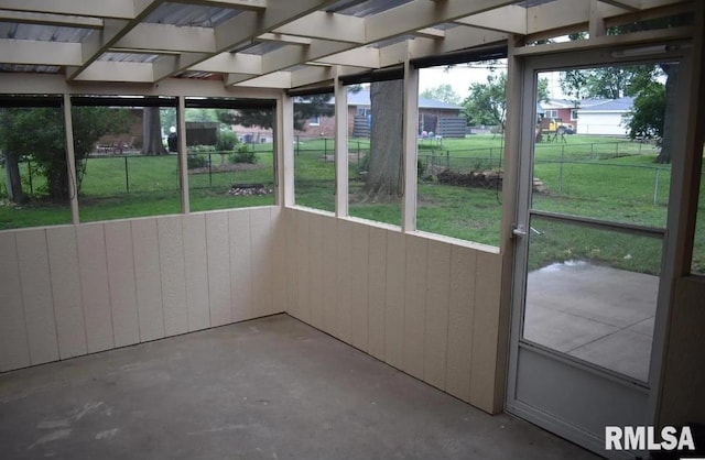 2034 W Wilmar Dr, Quincy, IL 62301 - view of unfurnished sunroom