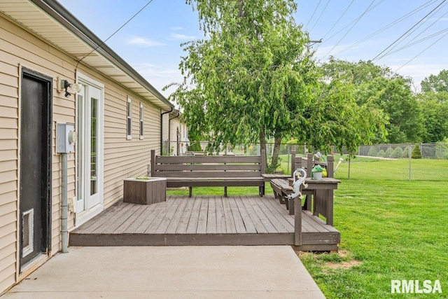 3115 W 63rd St, Davenport, IA 52806 - view of wooden deck