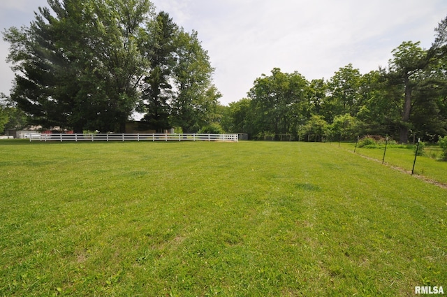18616 N 35th Ave, East Moline, IL 61244 - view of yard