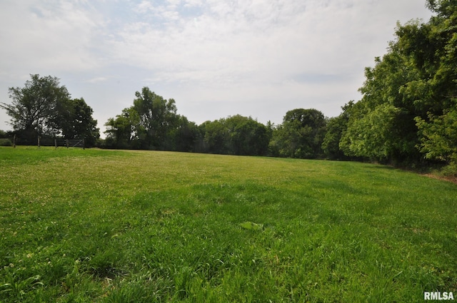 18616 N 35th Ave, East Moline, IL 61244 - view of green lawn featuring a rural view