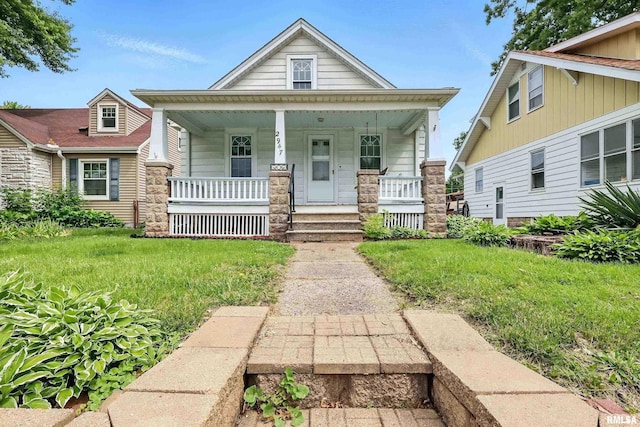 2947 12th Ave, Moline, IL 61265 - view of front facade with covered porch