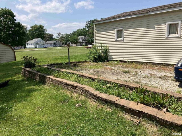 136 W Mill St, Kewanee, IL 61443 - photo 33