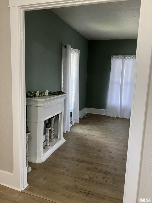 136 W Mill St, Kewanee, IL 61443 - photo 9