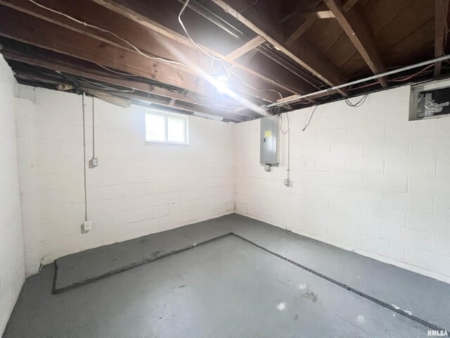 2412 W 3rd St, Coal Valley, IL 61240 - photo 20