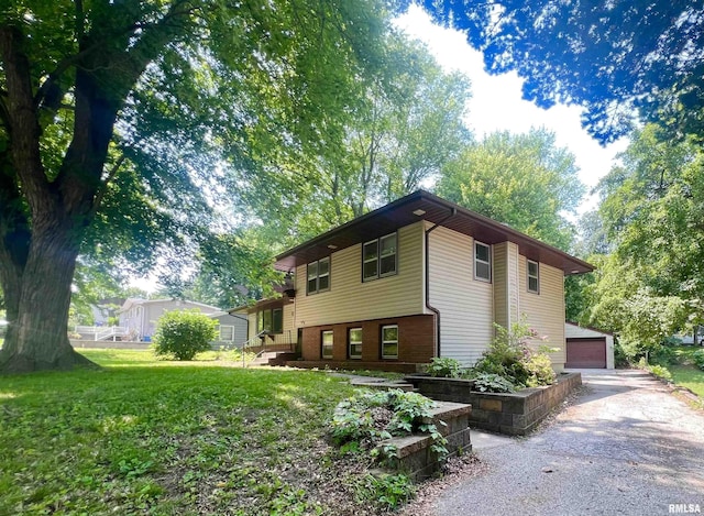 2412 W 3rd St, Coal Valley, IL 61240 - photo 3