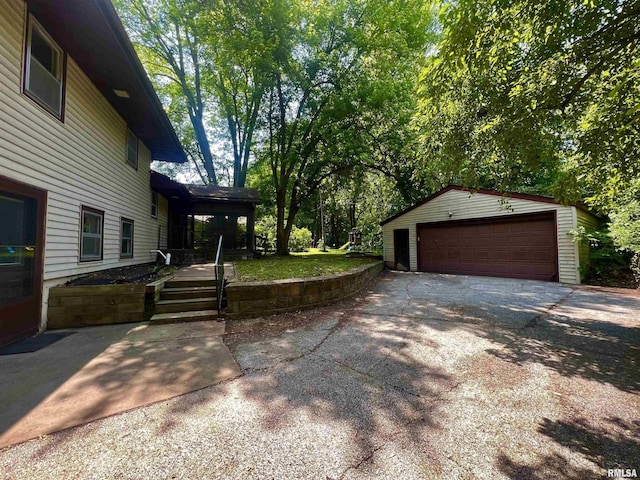 2412 W 3rd St, Coal Valley, IL 61240 - photo 4