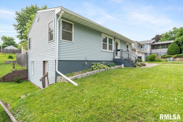306 Myra Pl, Clinton, IA 52732 - view of front facade