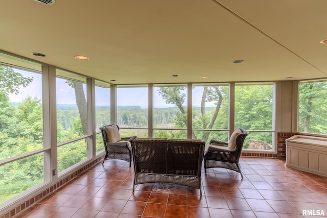 7 Sharon Ln, Fulton, IL 61252 - sunroom / solarium featuring tile patterned flooring and recessed lighting