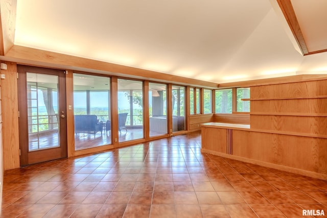 7 Sharon Ln, Fulton, IL 61252 - unfurnished room featuring light tile patterned floors